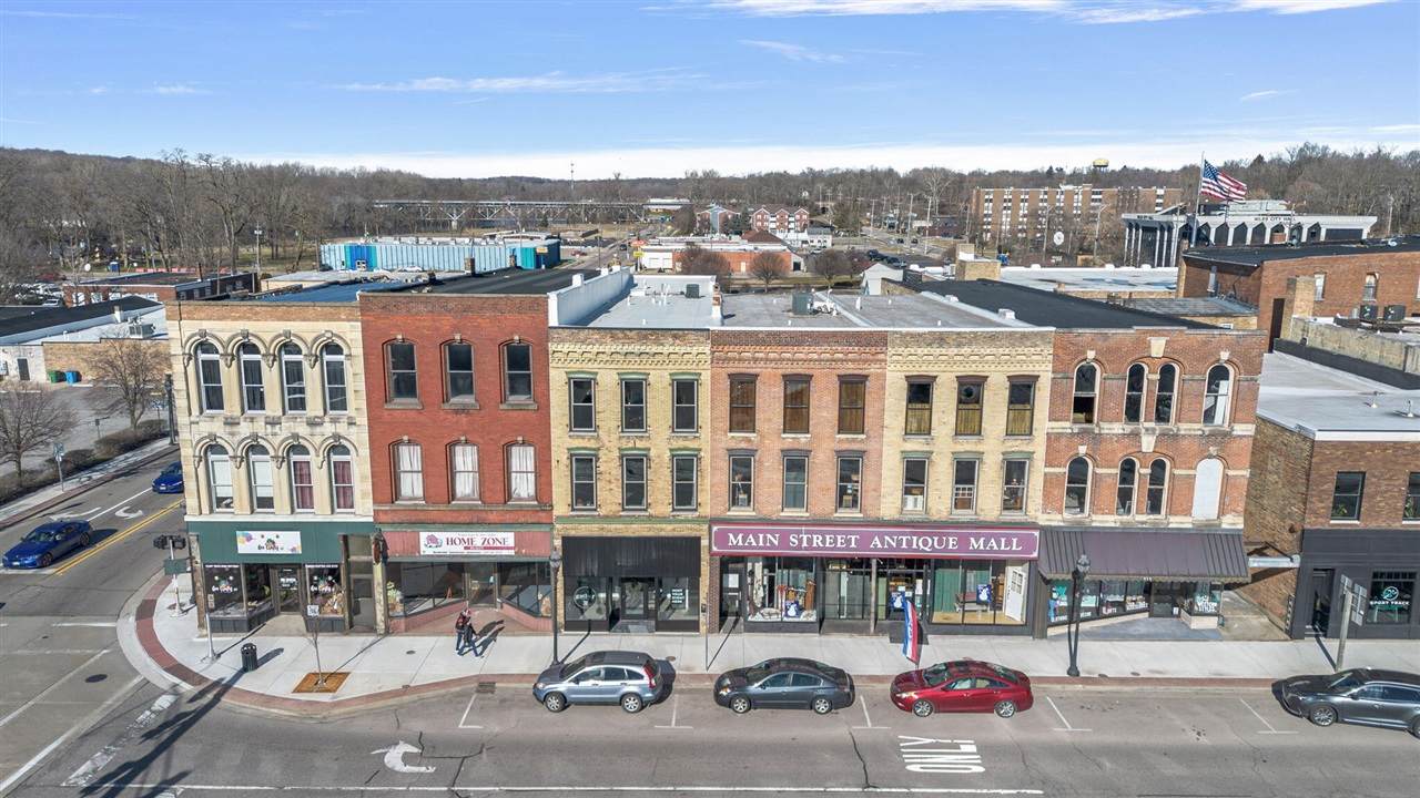 105 Main - Photo 1