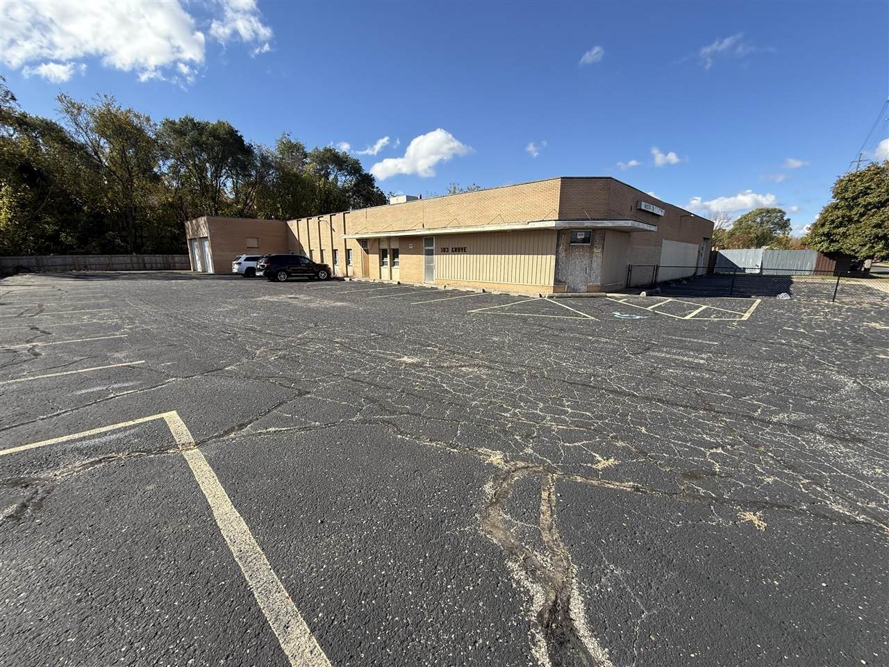 103 Grove - Photo 1