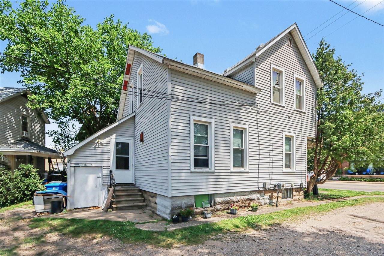 1152 Portage - Photo 1