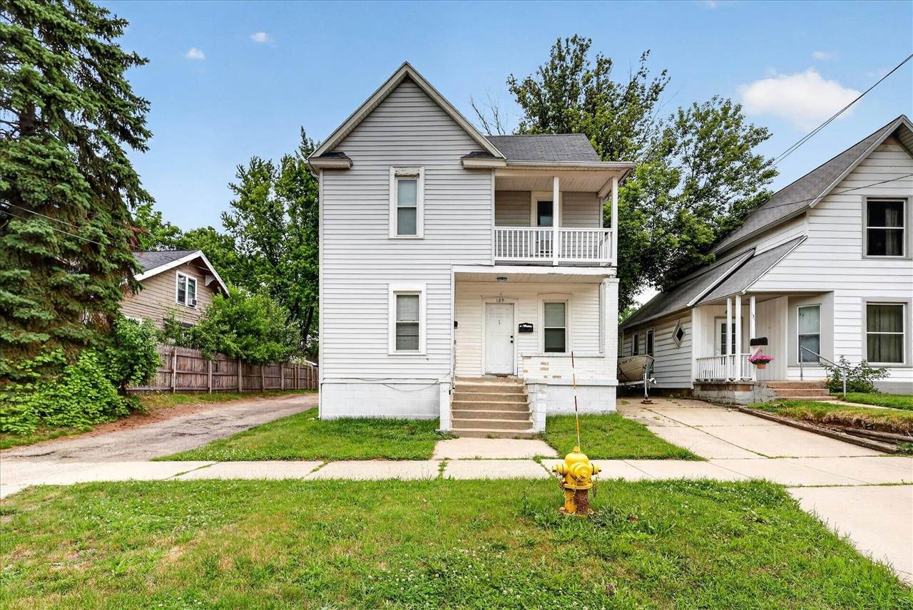 129 Palmer - Photo 1