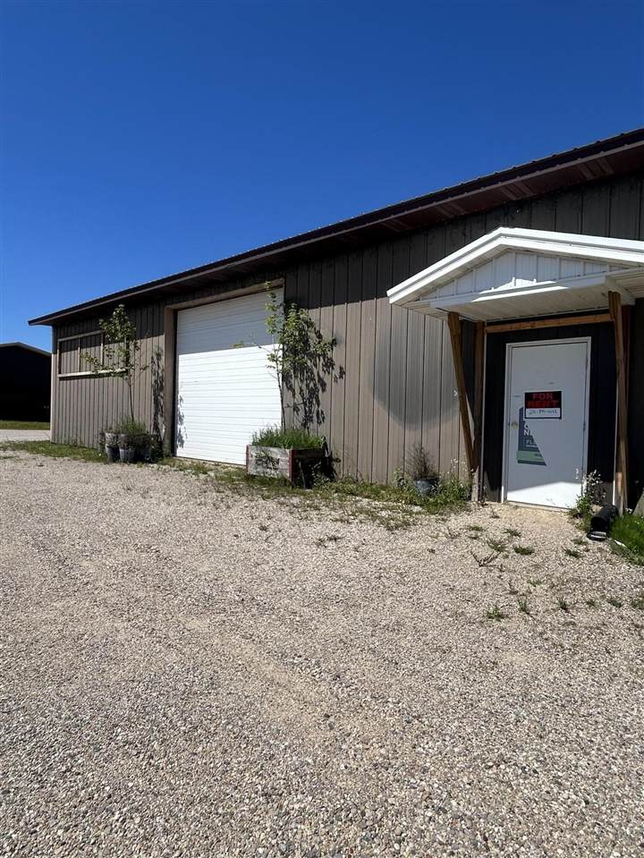 1645 Hanthorn - Photo 1