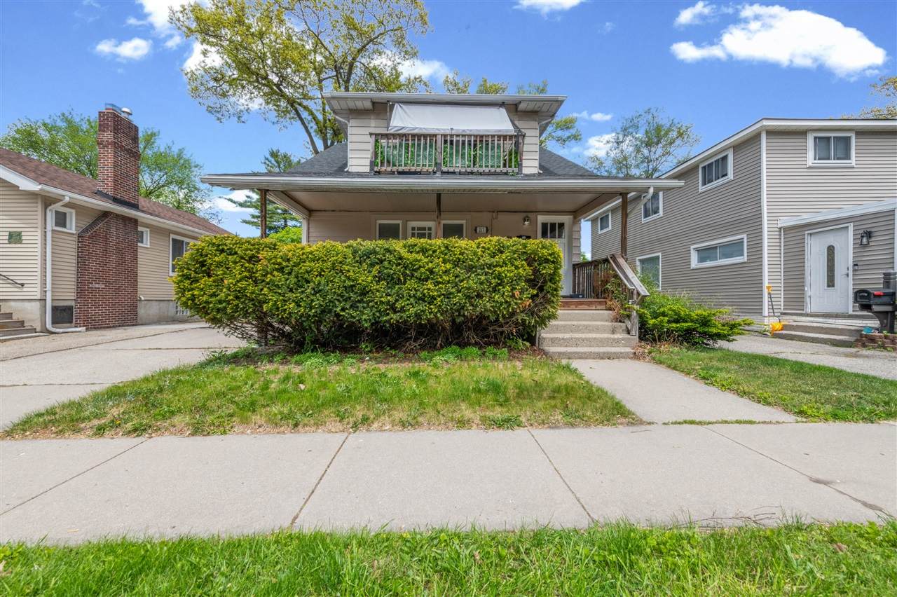 217 Drayton - Photo 1