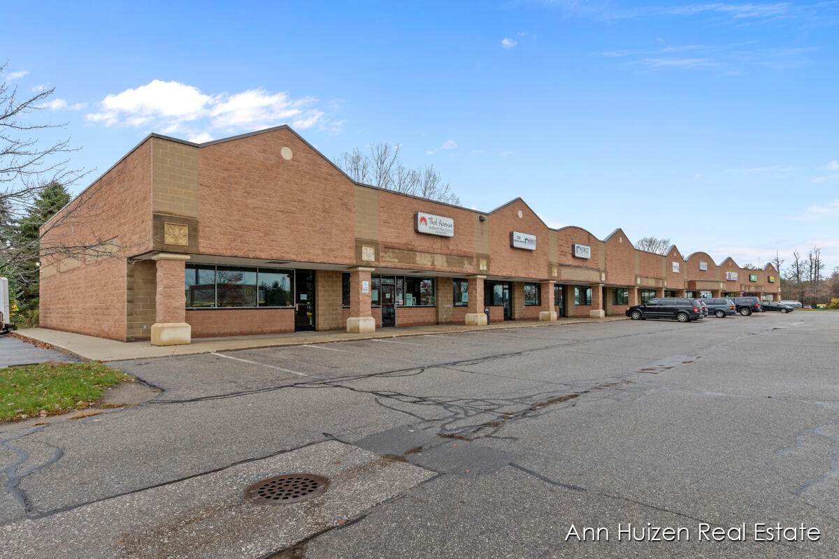8516 Homestead - Photo 1