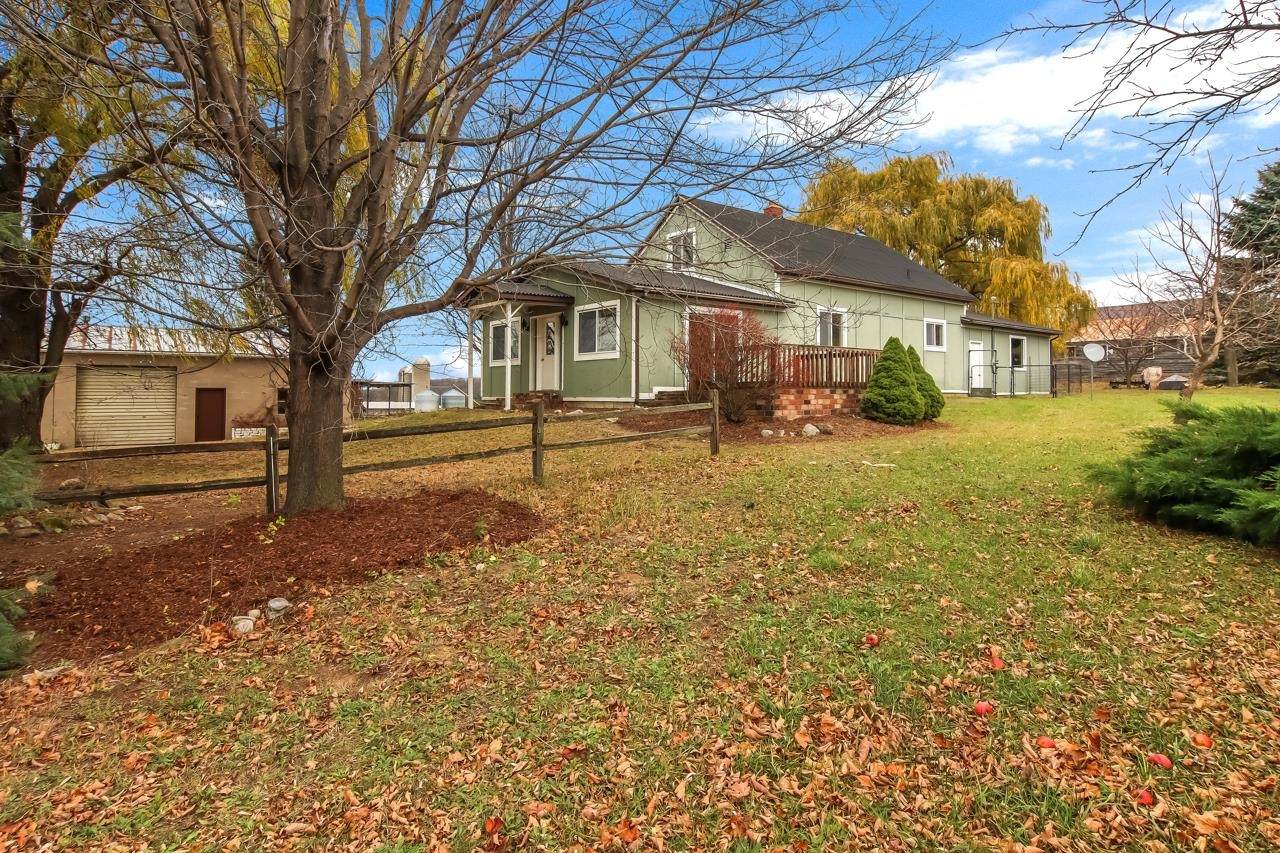 12841 Solon Road - Photo 1