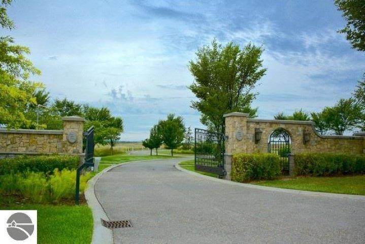7839 Turnberry Circle - Photo 1