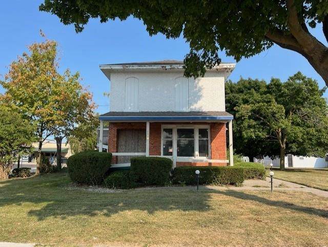 318 Woodworth - Photo 1