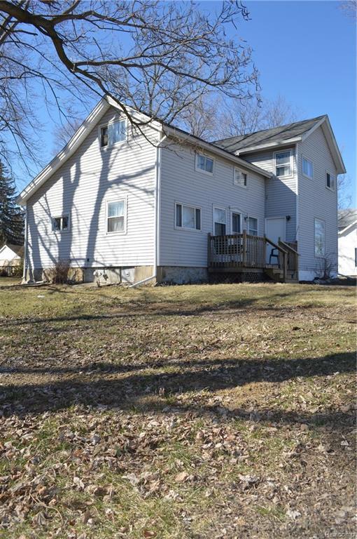 216 Main St - Photo 1