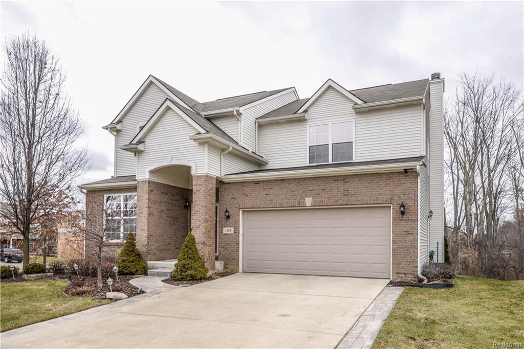 1148 Funnycide Way - Photo 1