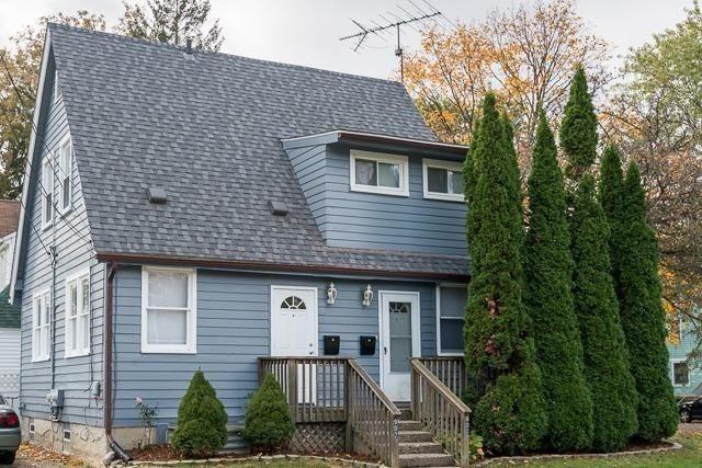 900 Woodlawn Ave - Photo 1