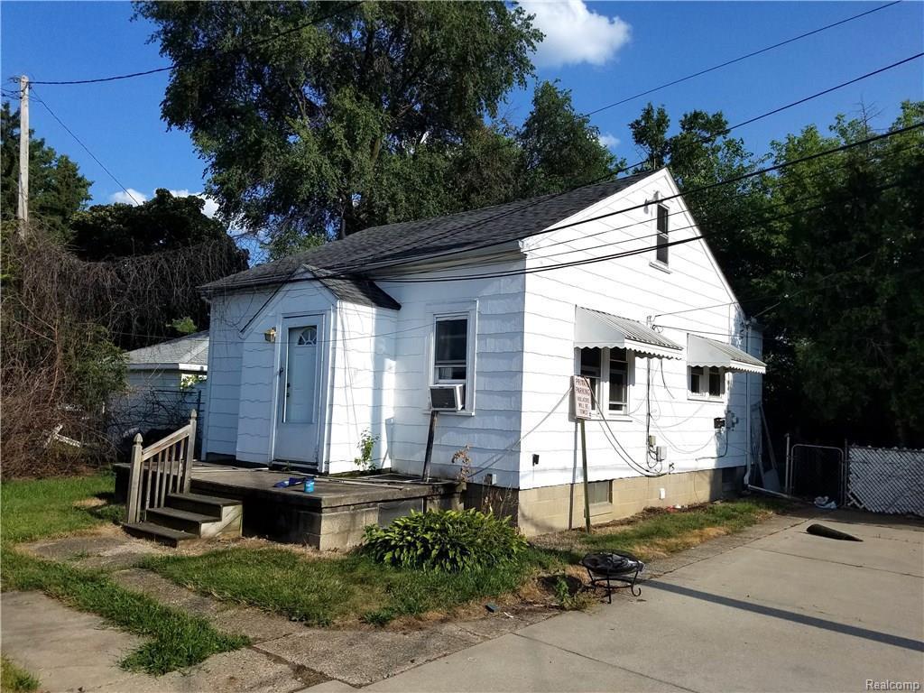 4426 E. Nine Mile Road - Photo 1