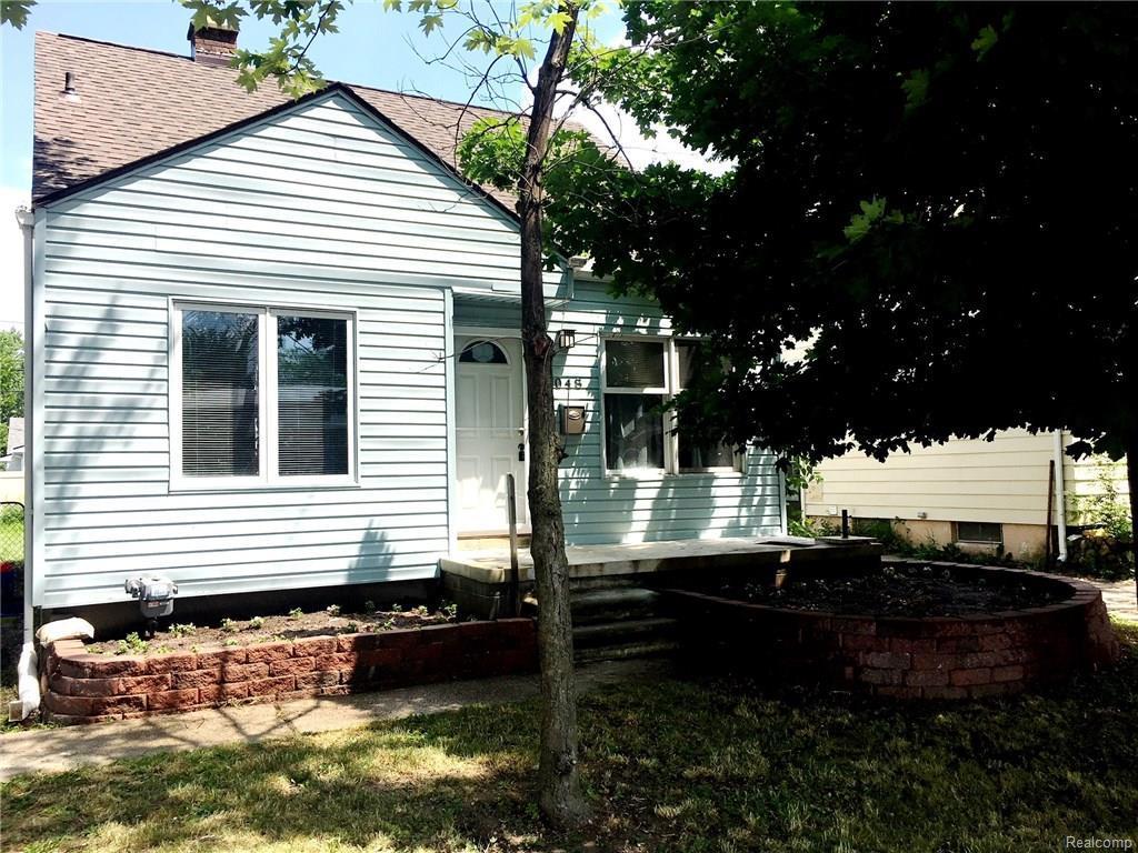 3048 Greenfield Rd E - Photo 1
