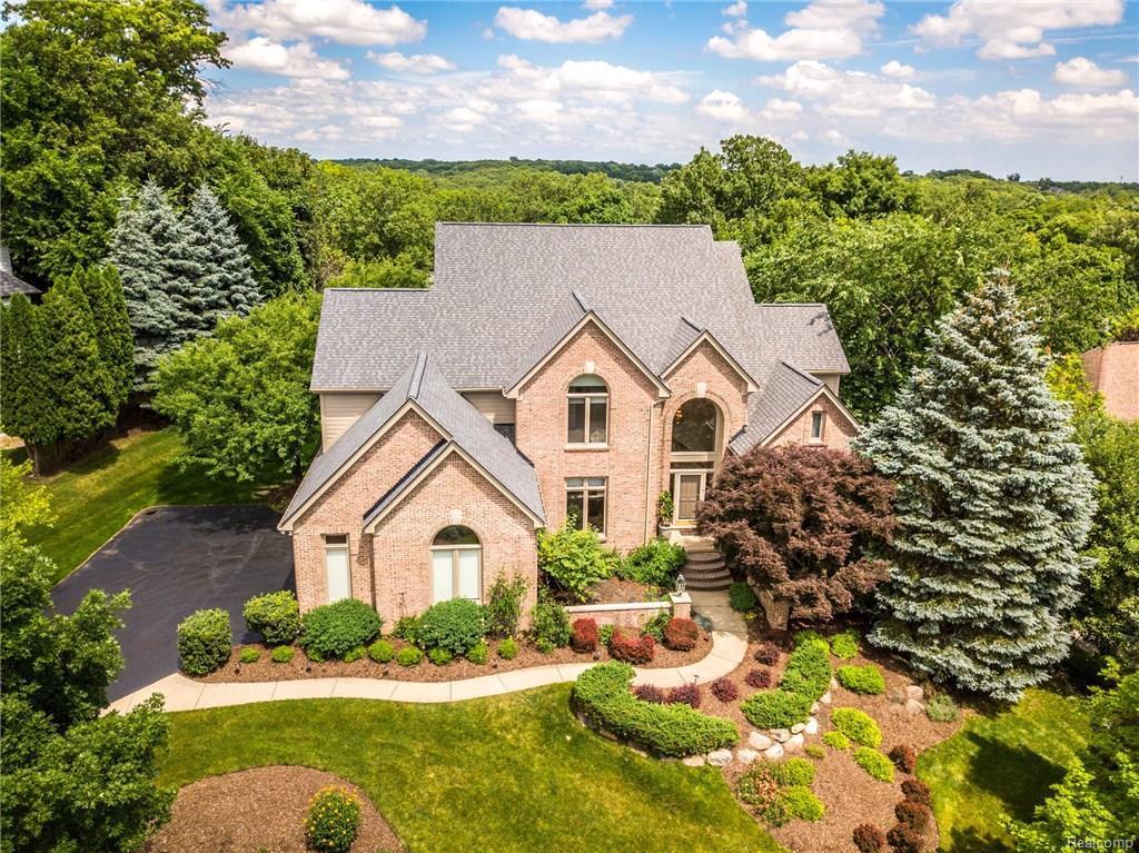 1650 Scenic Hollow Dr - Photo 1