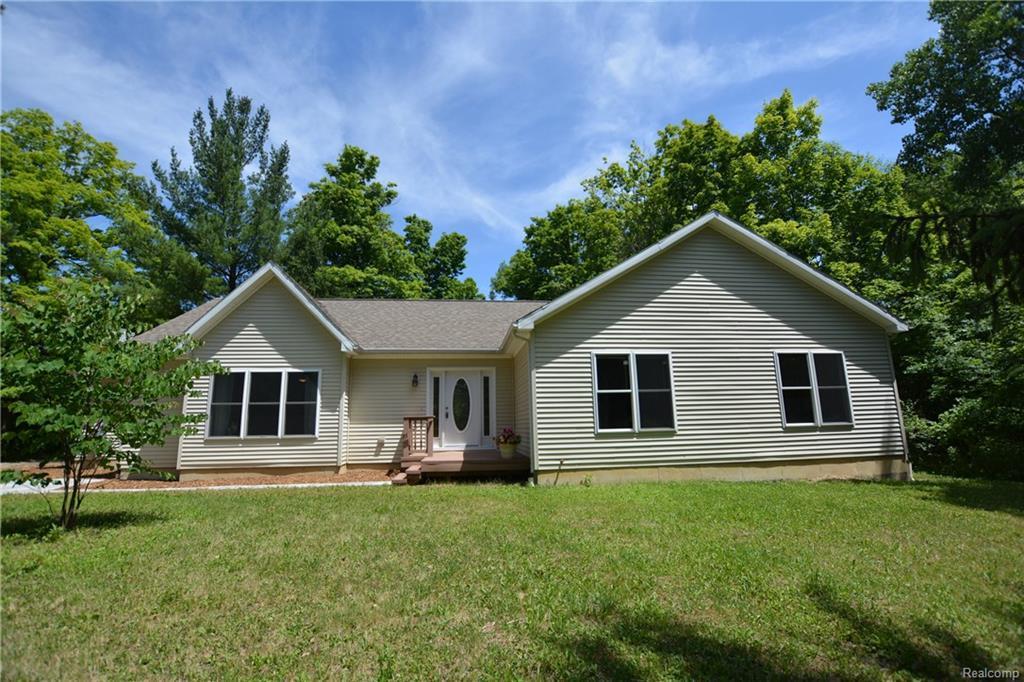25000 Glenda St - Photo 1