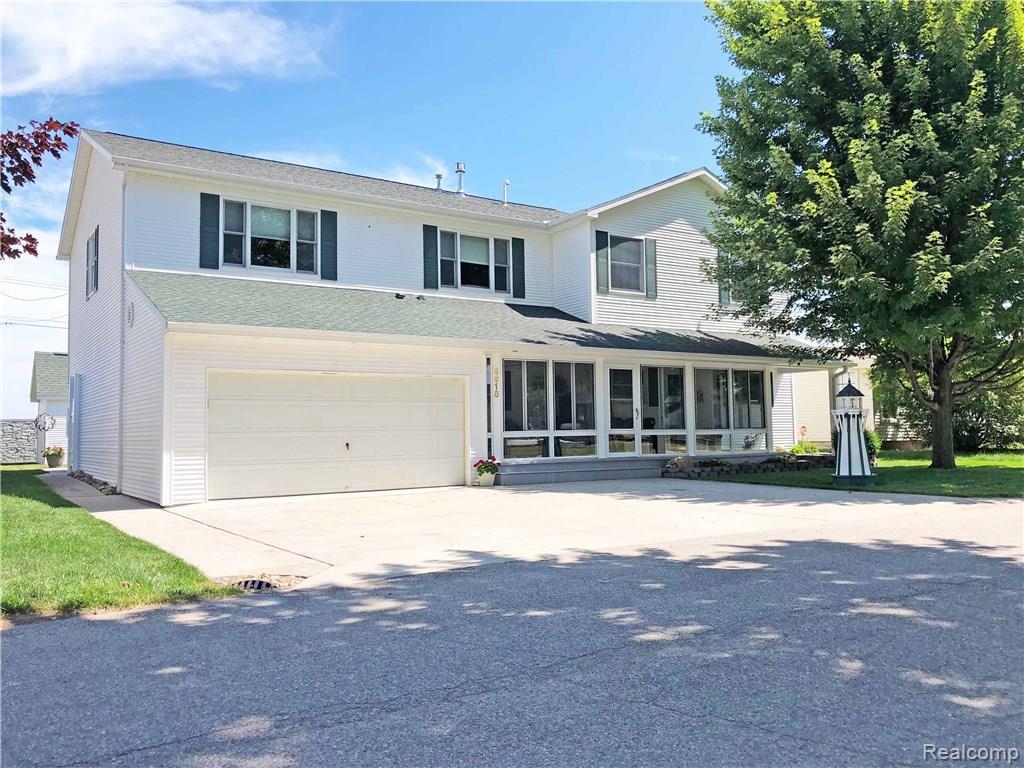 6618 Farmer St - Photo 1