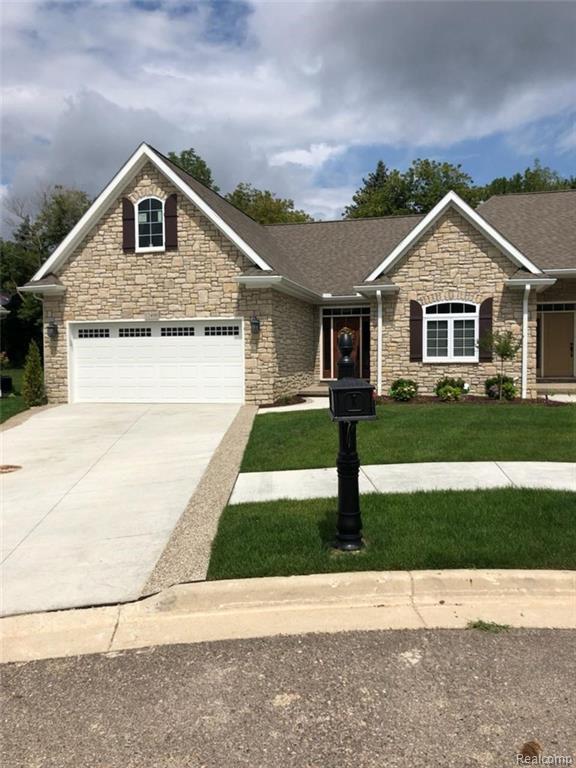 74 Fox Hollow Dr - Photo 1