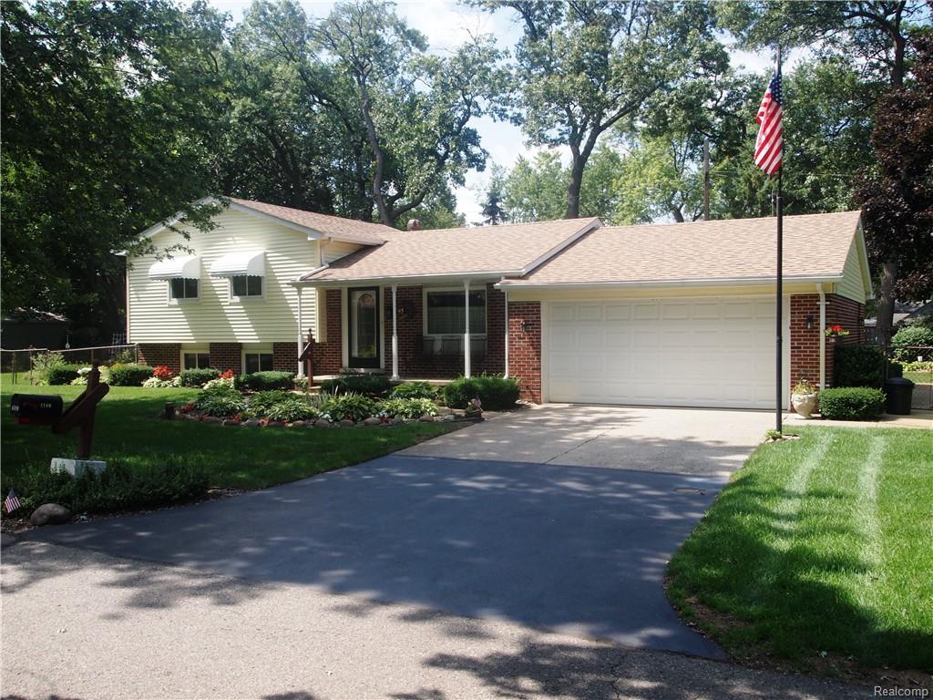 4180 Crystal St - Photo 1
