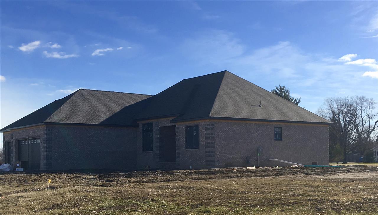 118 Callaway - Photo 1