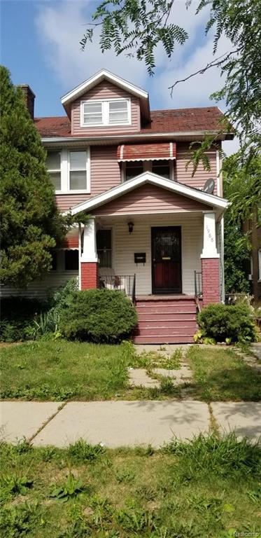 1988 Grand St - Photo 1