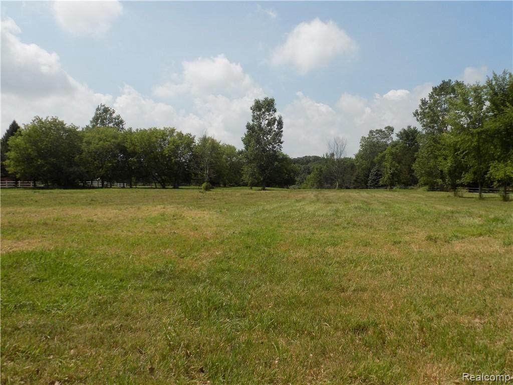 591 Country Meadow Tri - Photo 1