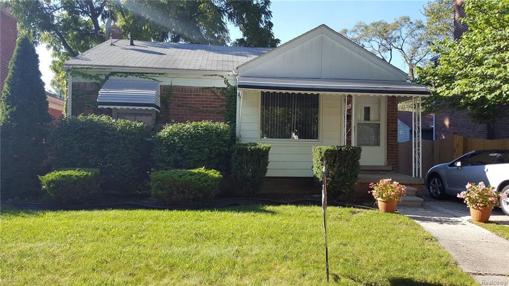 19287 Eastborne Dr - Photo 1