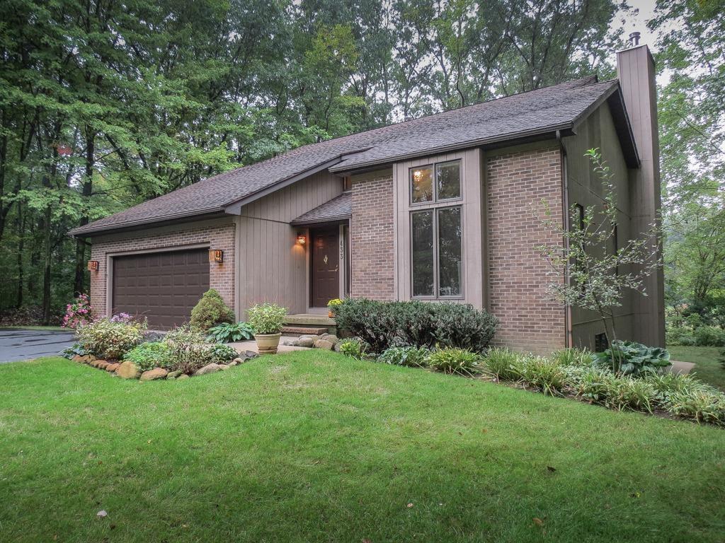 433 Fairwood Dr - Photo 1