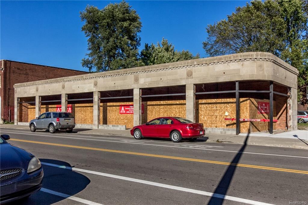 4100 3RD ST - Photo 1