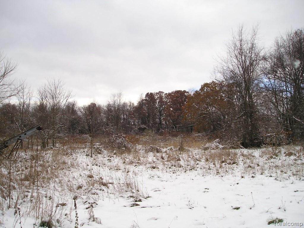 3701 Taft Rd Rd W - Photo 1