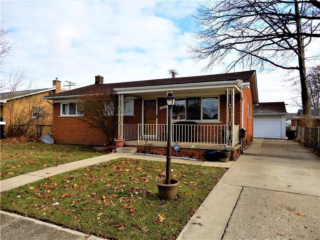 20651 Crestmont Ln - Photo 1