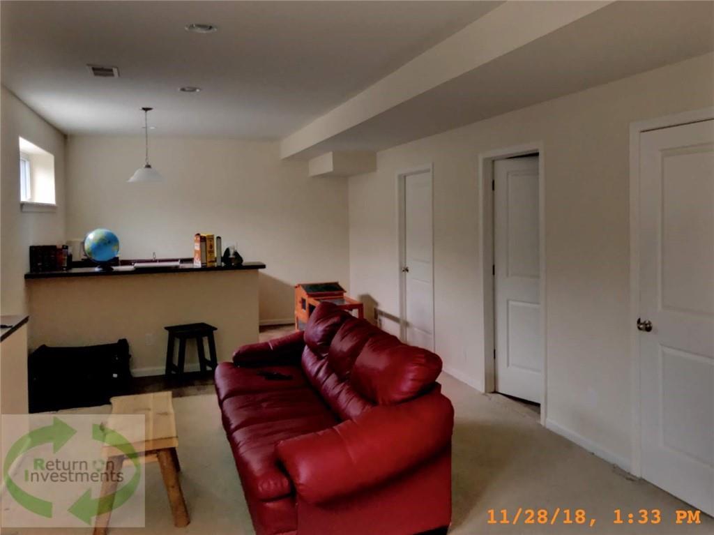 444 Riverbend St - Photo 1
