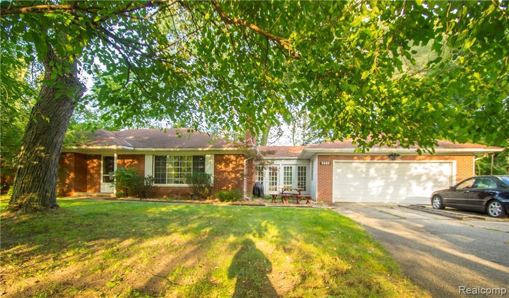 6680 Coolidge Hiwy - Photo 1
