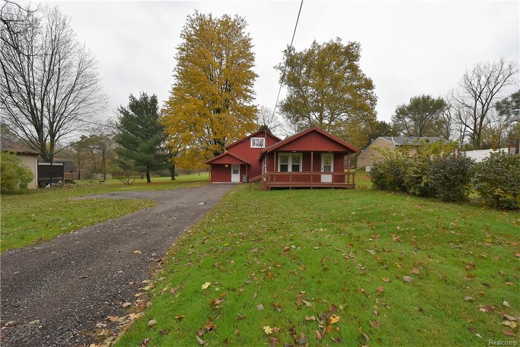 1142 Gilbert St - Photo 1