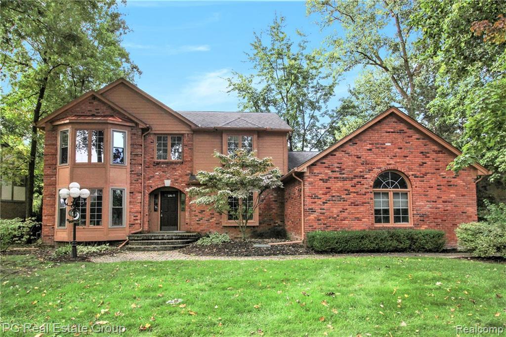 6625 Crabapple Dr - Photo 1