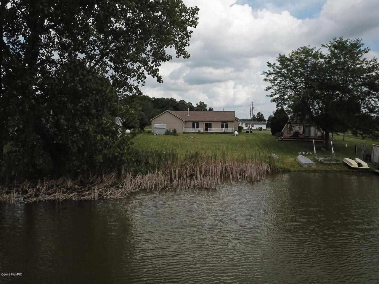14762 Merry Dr - Photo 1