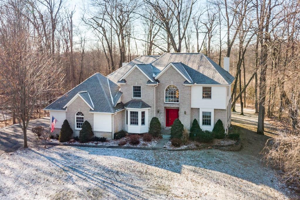 1201 Meadow Crest Dr - Photo 1