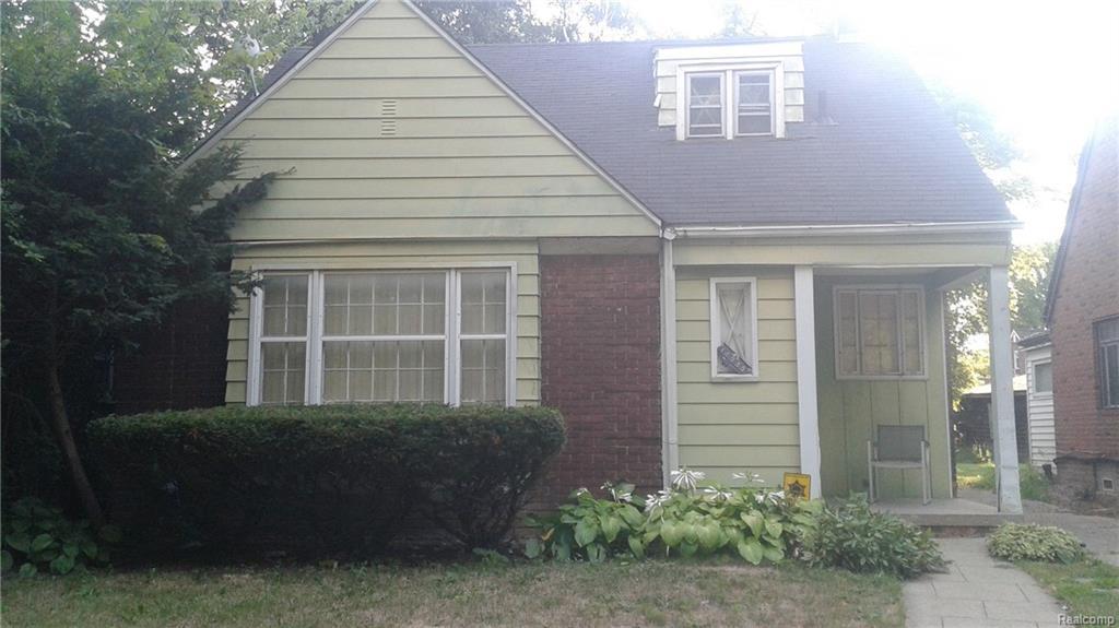 13935 Warwick St - Photo 1