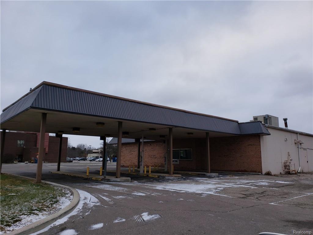 3281 Beecher Rd - Photo 1