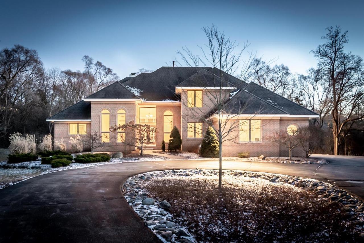 4970 Red Fox Run - Photo 1