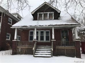 824 Philip St - Photo 1