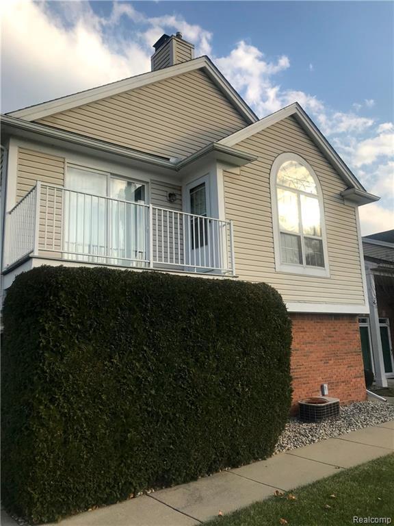 52187 Heatherstone Ave - Photo 1