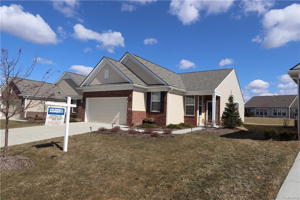 9401 Sand Hill Dr - Photo 1
