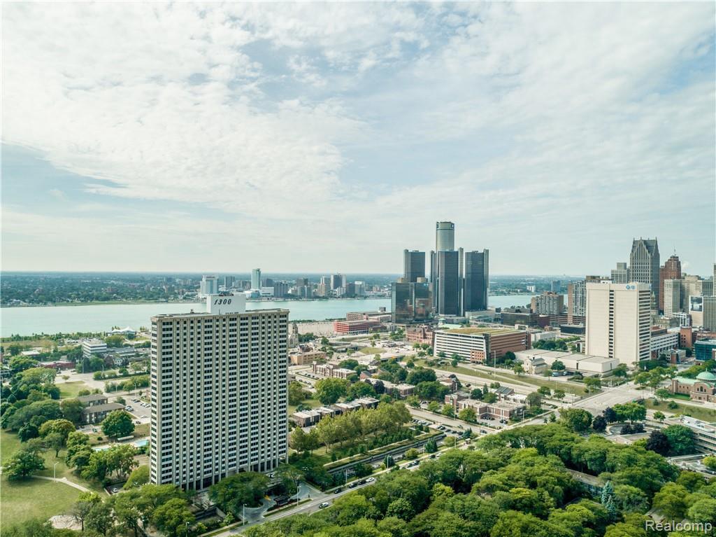 1300 Lafayette St - Photo 1