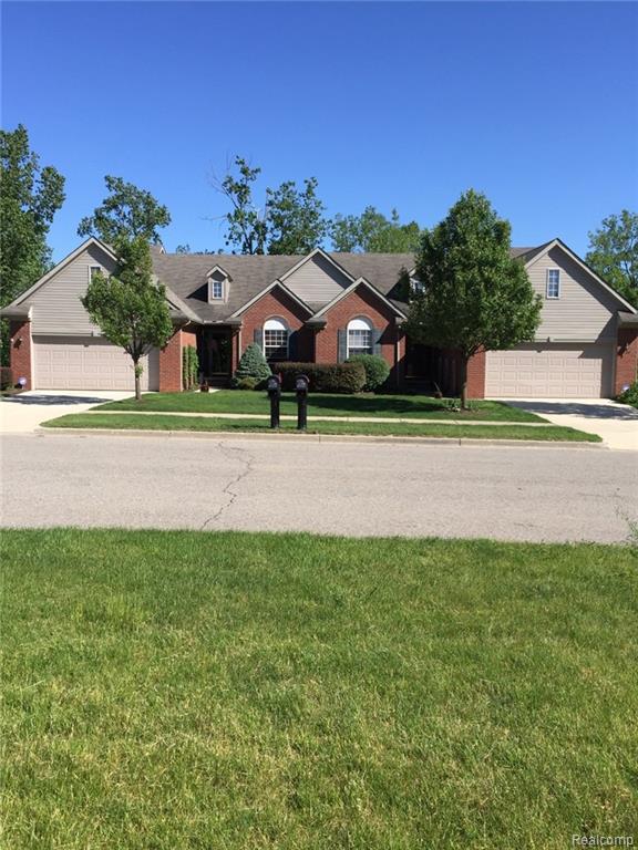 2771 Ambassador Dr - Photo 1