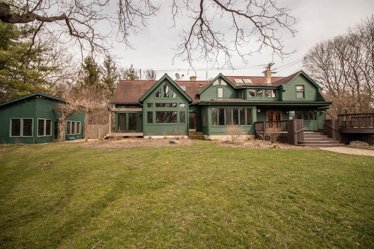2505 Whitmore Lake Rd - Photo 1