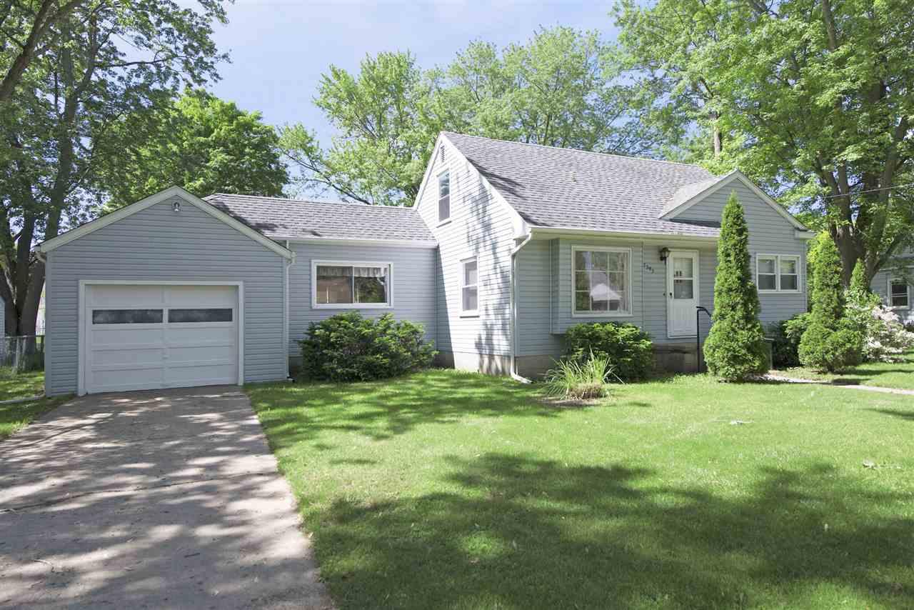 2305 Dover Ave - Photo 1