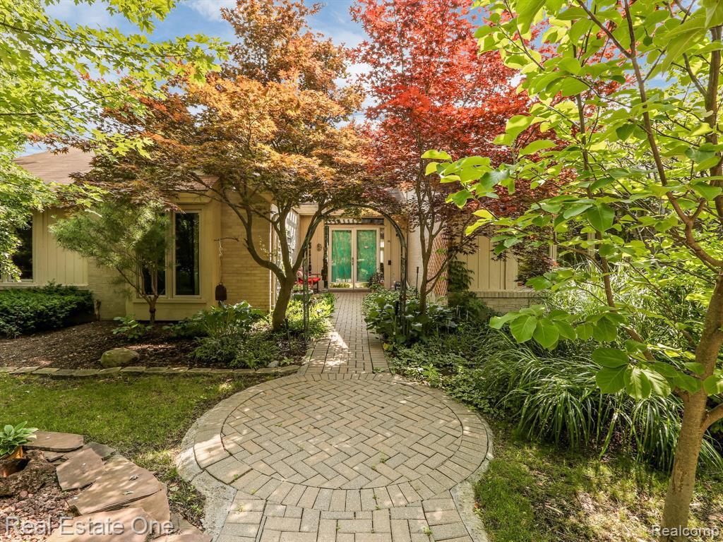 31102 Squire Ln - Photo 1