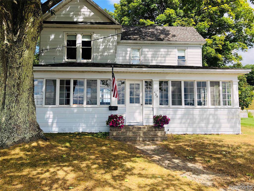 438 Bluff Dr - Photo 1