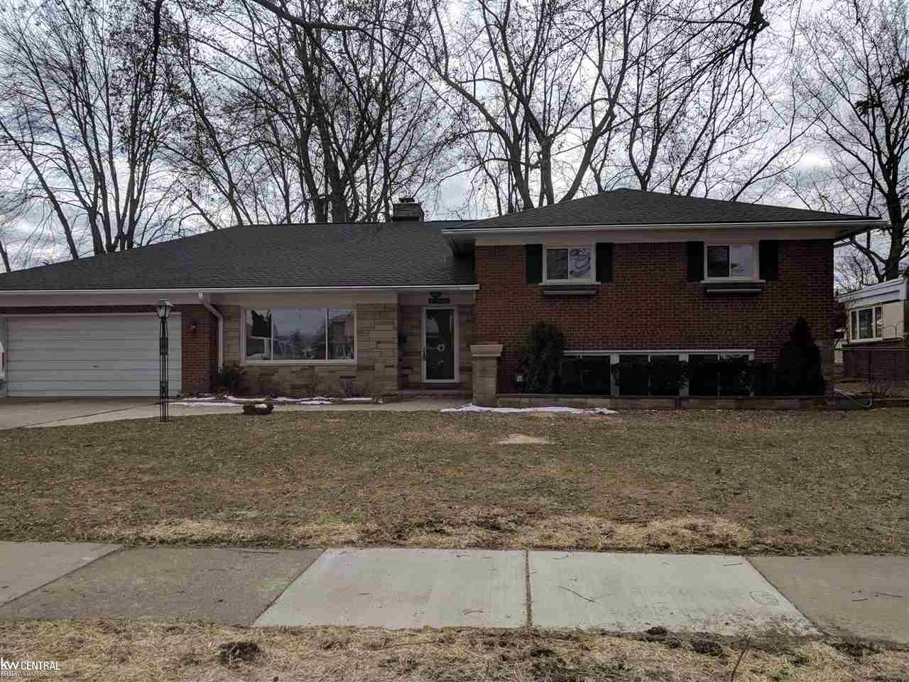 22900 Colony St. - Photo 1