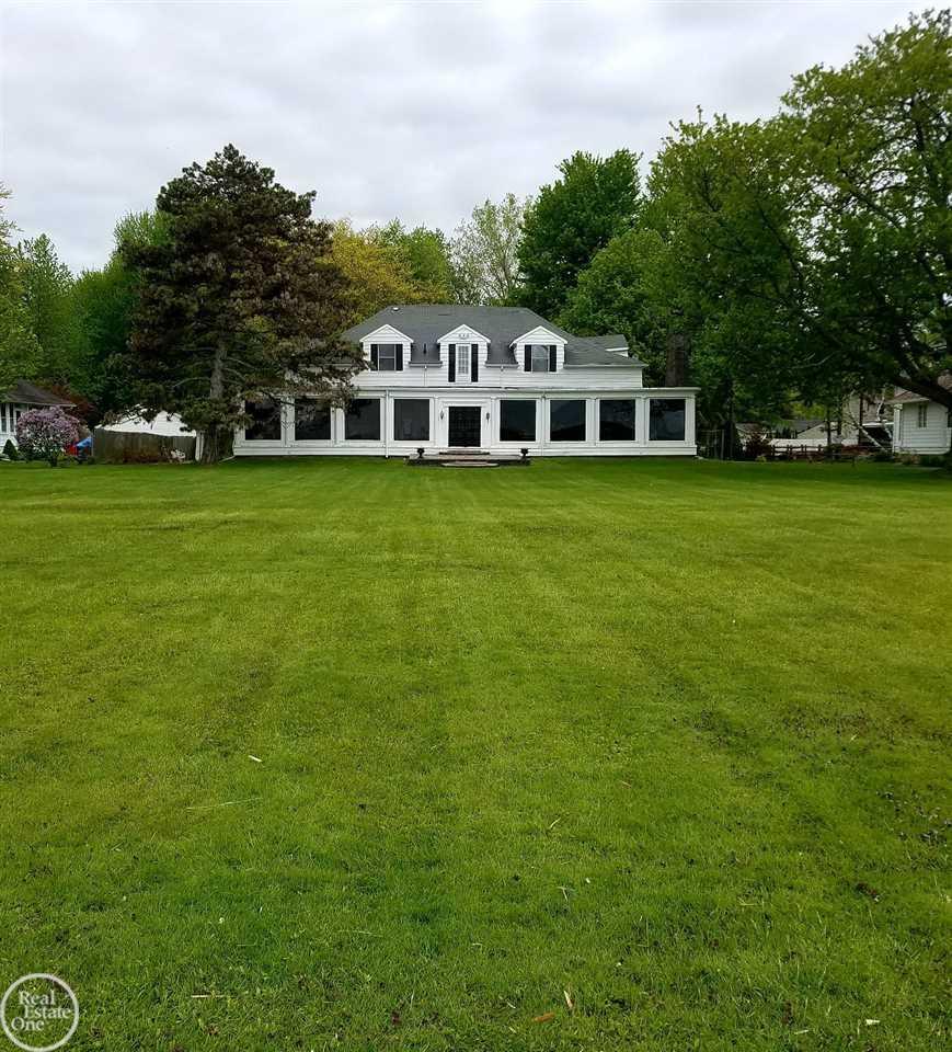 36954 Lamphier St - Photo 1