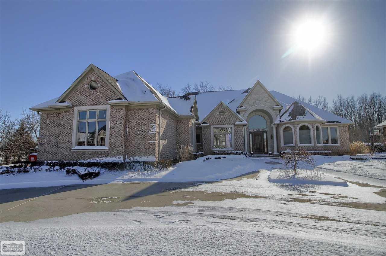 6532 Pond Drive - Photo 1