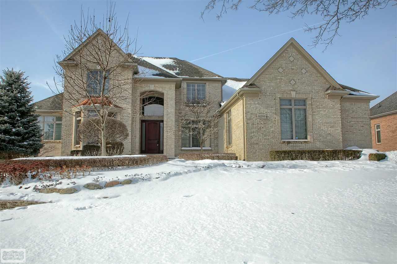 61299 Crown Point Drive - Photo 1